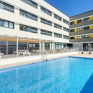 Residencia Universitaria Resa Campus Hostel